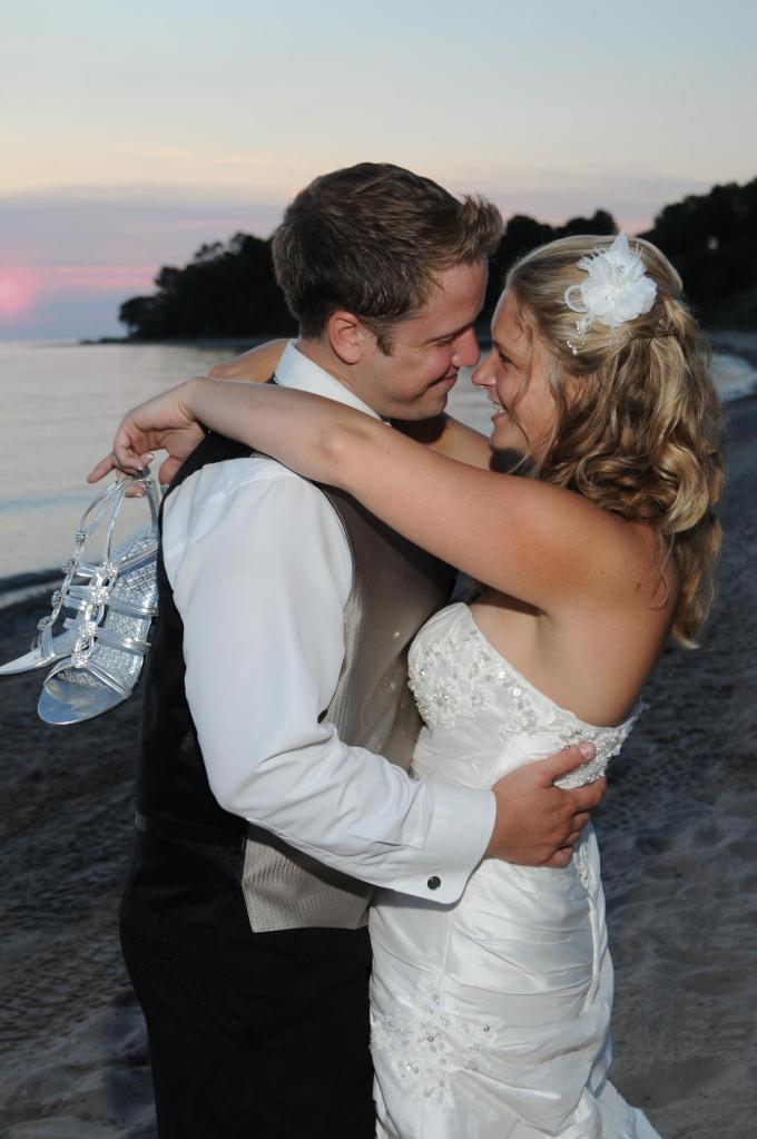 Wedding photographers London Ontario. Columbia Photos is wedding photography based in London Ontario. Owner and pro photographer is Phil Vanderpost.
