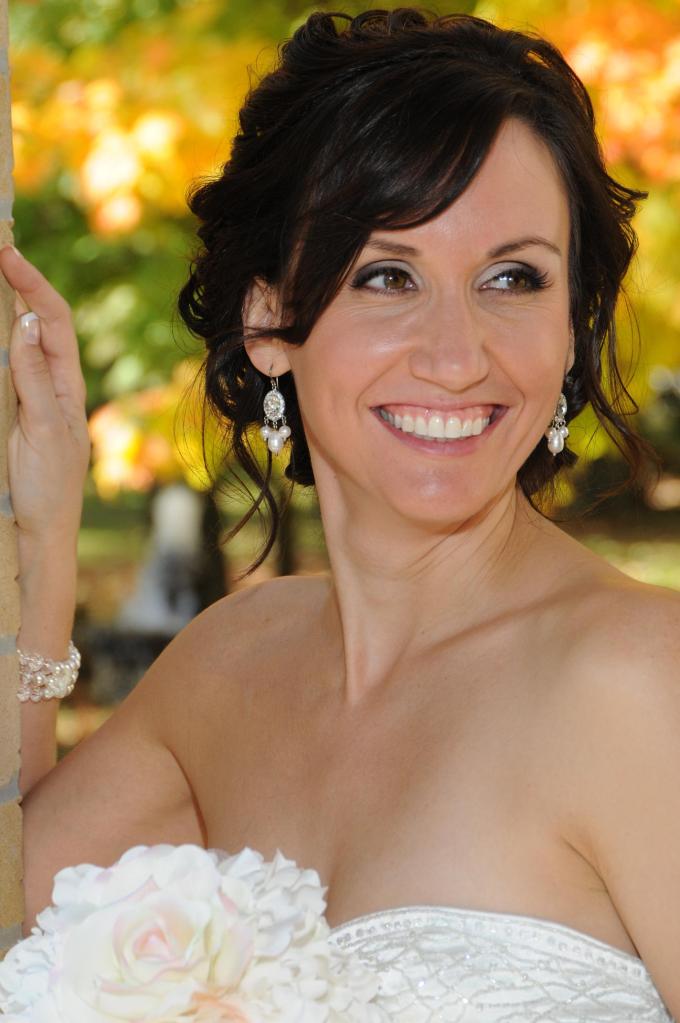 Wedding photographers London Ontario. Columbia Photos is wedding photography based in London Ontario. Owner and pro photographer is Phil Vanderpost.