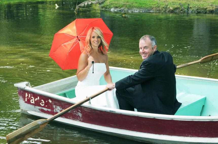 Wedding photographers London Ontario. Columbia Photos is wedding photography based in London Ontario. Owner and pro photographer is Phil Vanderpost.