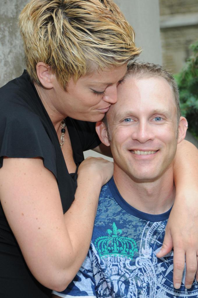 Wedding photographers London Ontario. Columbia Photos is wedding photography based in London Ontario. Owner and pro photographer is Phil Vanderpost.