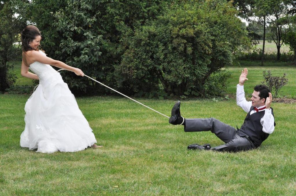 Wedding photographers London Ontario. Columbia Photos is wedding photography based in London Ontario. Owner and pro photographer is Phil Vanderpost.