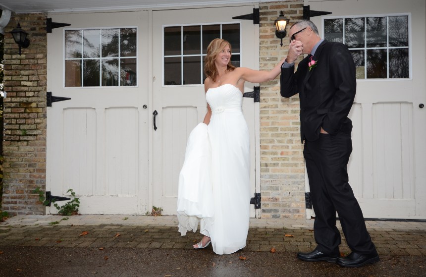 Wedding photographers London Ontario. Columbia Photos is wedding photography based in London Ontario. Owner and pro photographer is Phil Vanderpost.