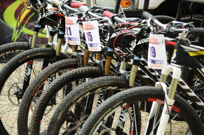 Wedding photographers London Ontario. Columbia Photos is wedding photography based in London Ontario. Owner and pro photographer is Phil Vanderpost.