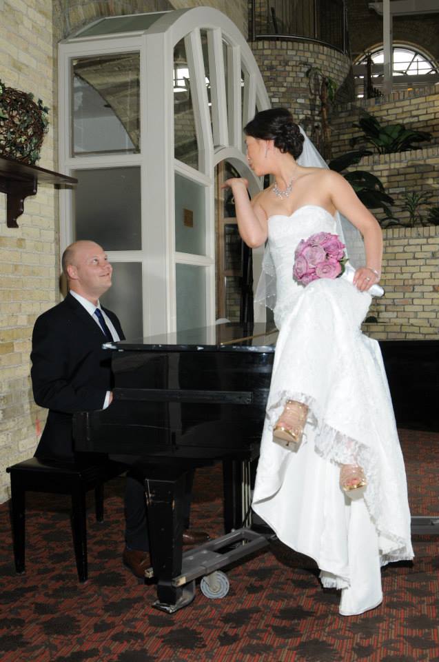 London Ontario Wedding Photographers. Columbia Photos is wedding photography London Ontario. Wedding Venues, Locations and Receptions London Ontario.