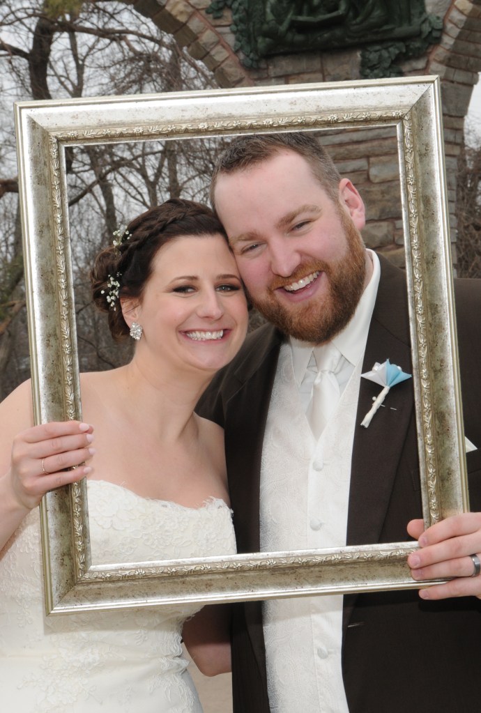 Wedding photographers London Ontario. Columbia Photos is wedding photography based in London Ontario. Owner and pro photographer is Phil Vanderpost.