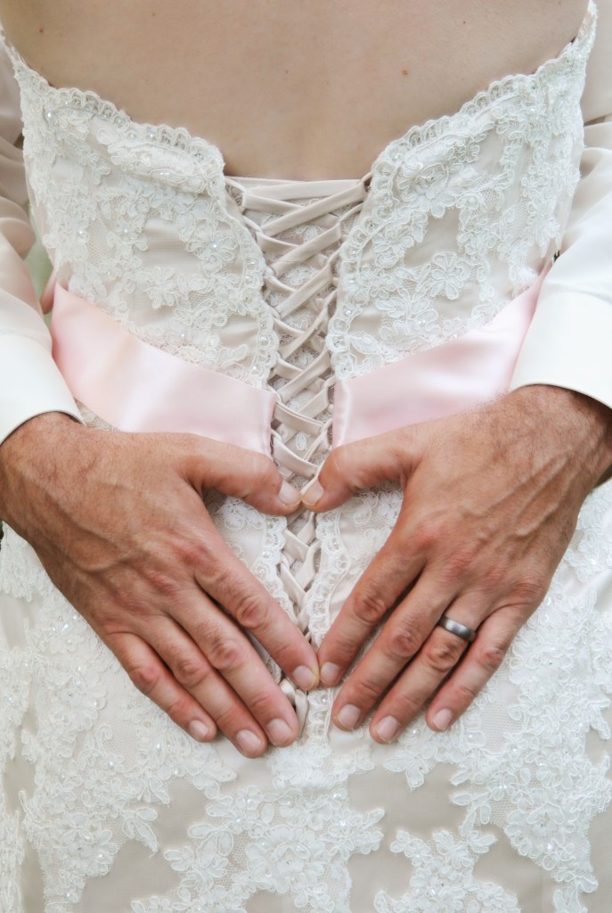 Wedding photographers London Ontario. Columbia Photos is wedding photography based in London Ontario. Owner and pro photographer is Phil Vanderpost.