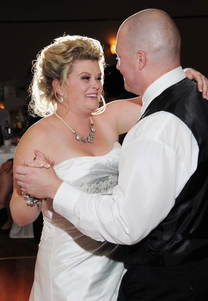 Wedding photographers London Ontario. Columbia Photos is wedding photography based in London Ontario. Owner and pro photographer is Phil Vanderpost.