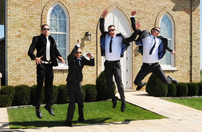 Wedding photographers London Ontario. Columbia Photos is wedding photography based in London Ontario. Owner and pro photographer is Phil Vanderpost.