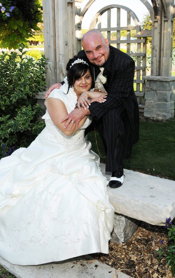Wedding photographers London Ontario. Columbia Photos is wedding photography based in London Ontario. Owner and pro photographer is Phil Vanderpost.