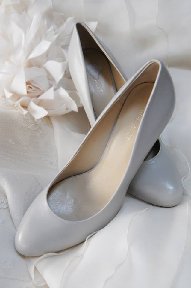 Wedding photographers London Ontario. Columbia Photos is wedding photography based in London Ontario. Owner and pro photographer is Phil Vanderpost.