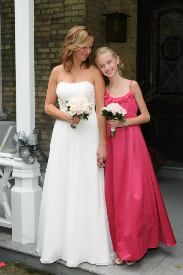 Wedding photographers London Ontario. Columbia Photos is wedding photography based in London Ontario. Owner and pro photographer is Phil Vanderpost.