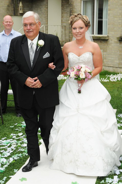 Wedding Photographers London Ontario. Columbia Photos is wedding photography in London Ontario. Wedding venues London Ontario.