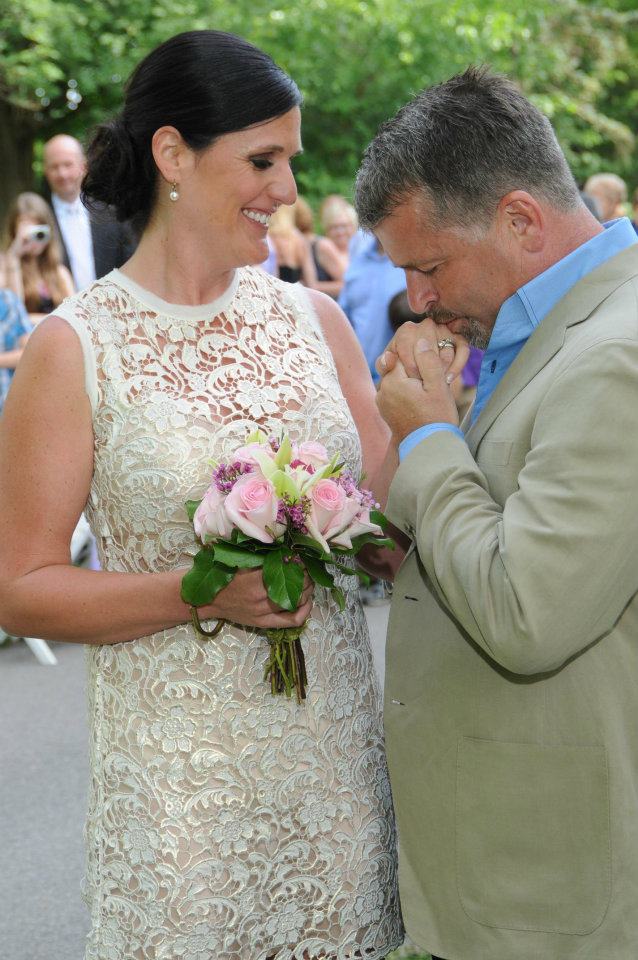 Wedding photographers London Ontario. Columbia Photos is wedding photography based in London Ontario. Owner and pro photographer is Phil Vanderpost.
