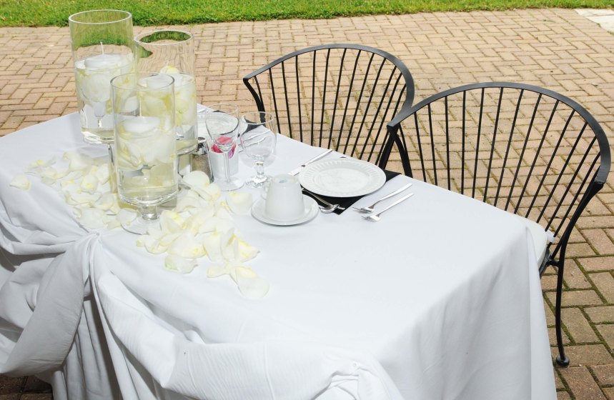 Wedding photographers London Ontario. Columbia Photos is wedding photography based in London Ontario. Owner and pro photographer is Phil Vanderpost.