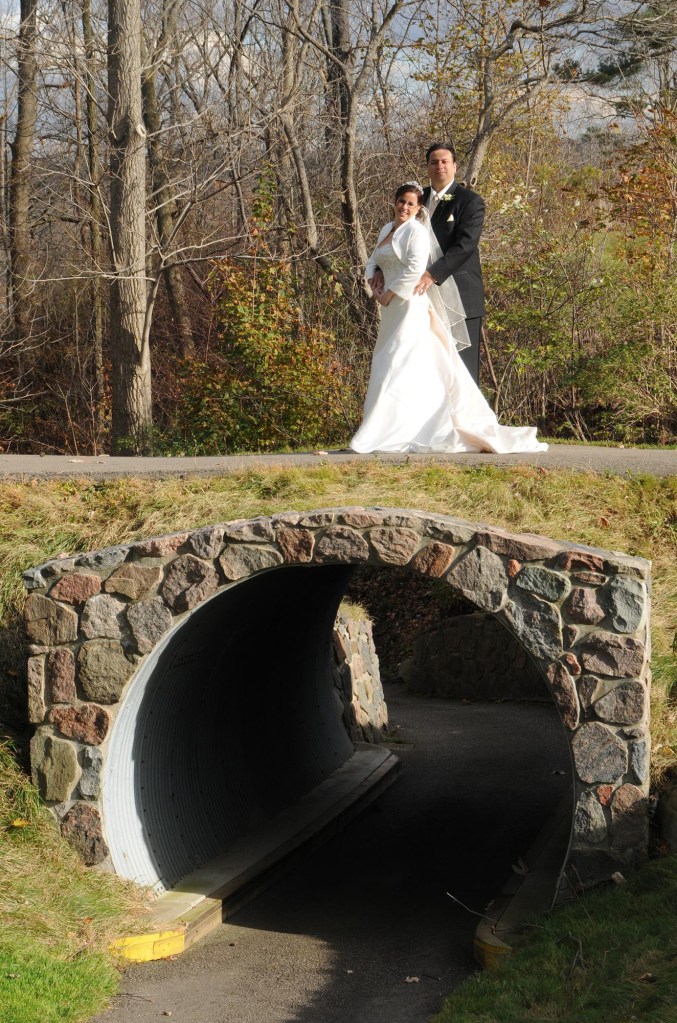 Wedding photographers London Ontario. Columbia Photos is wedding photography based in London Ontario. Owner and pro photographer is Phil Vanderpost.