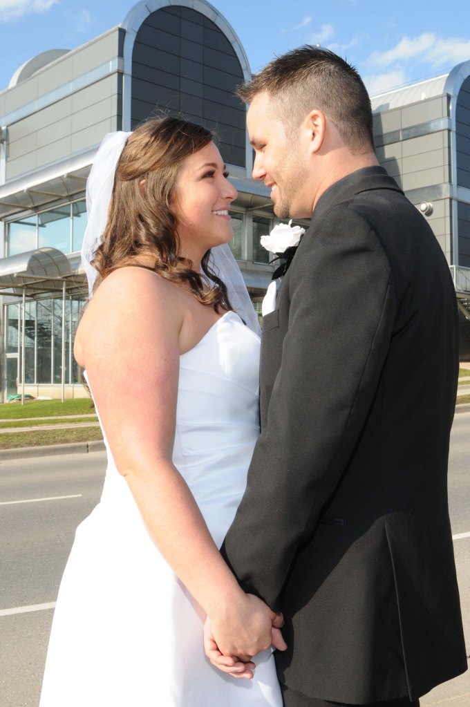 Wedding photographers London Ontario. Columbia Photos is wedding photography based in London Ontario. Owner and pro photographer is Phil Vanderpost.