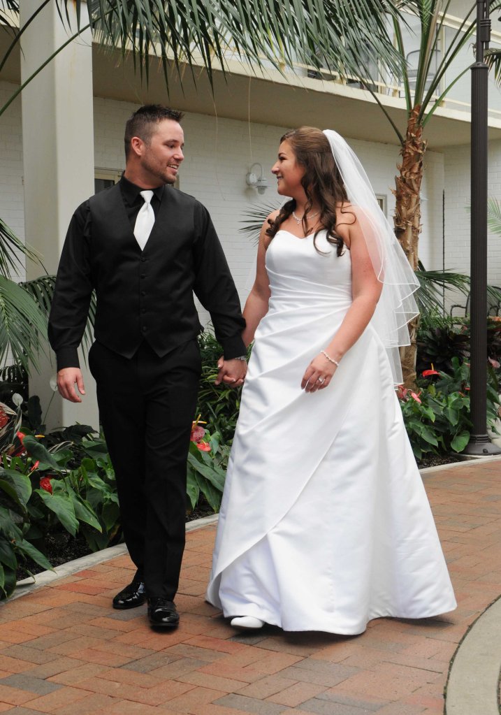 Wedding photographers London Ontario. Columbia Photos is wedding photography based in London Ontario. Owner and pro photographer is Phil Vanderpost.