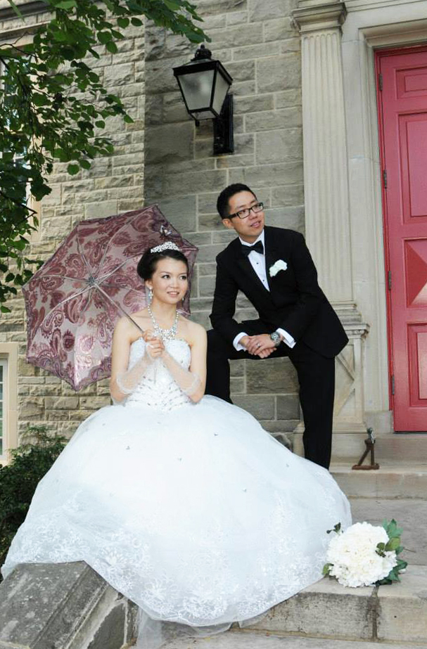 Wedding photographers London Ontario. Columbia Photos is wedding photography based in London Ontario. Owner and pro photographer is Phil Vanderpost.