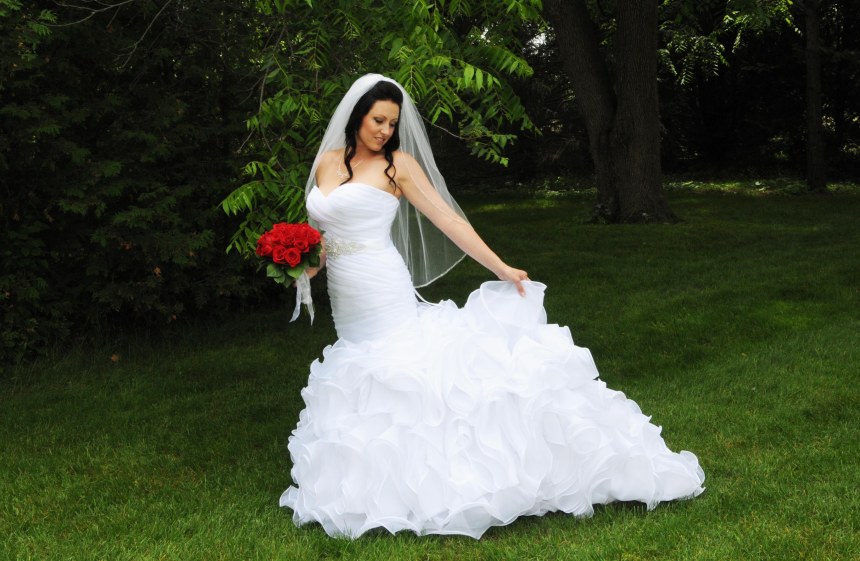Wedding photographers London Ontario. Columbia Photos is wedding photography based in London Ontario. Owner and pro photographer is Phil Vanderpost.