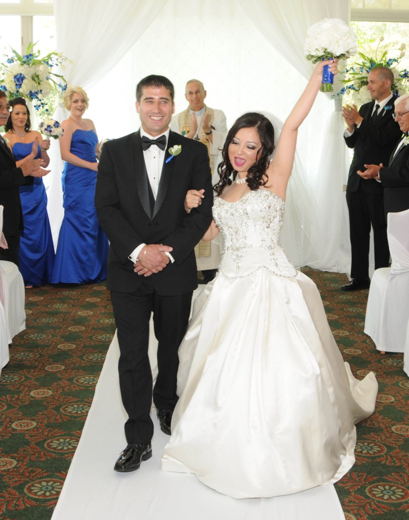 Wedding photographers London Ontario. Columbia Photos is wedding photography based in London Ontario. Owner and pro photographer is Phil Vanderpost.