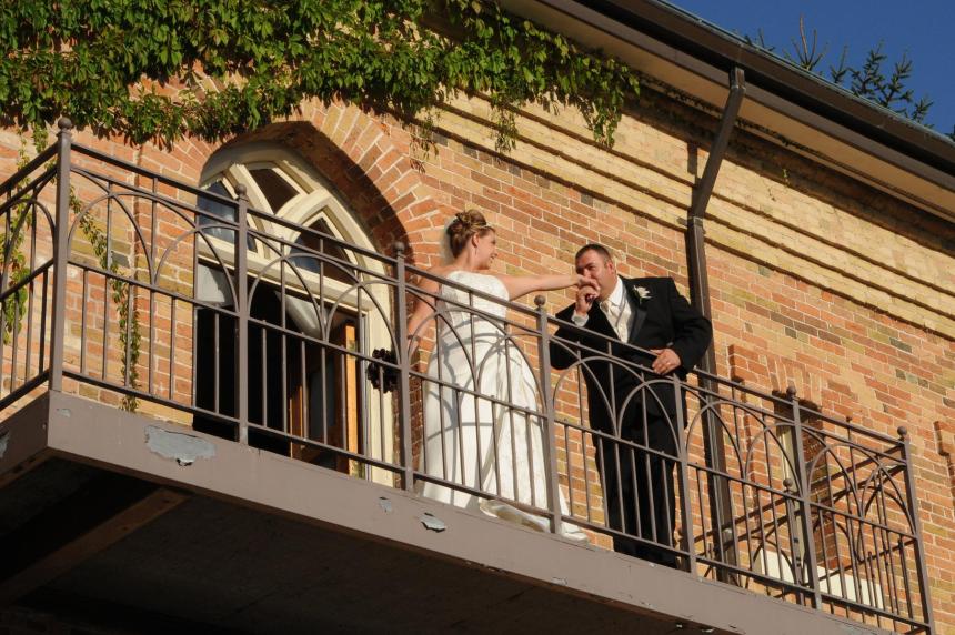 Wedding photographers London Ontario. Columbia Photos is wedding photography based in London Ontario. Owner and pro photographer is Phil Vanderpost.