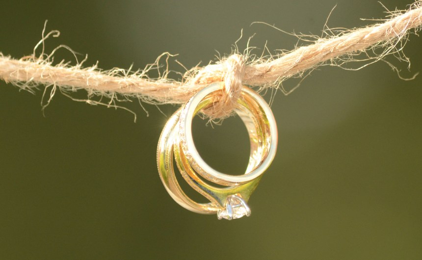 Wedding photographers London Ontario. Columbia Photos is wedding photography based in London Ontario. Owner and pro photographer is Phil Vanderpost.