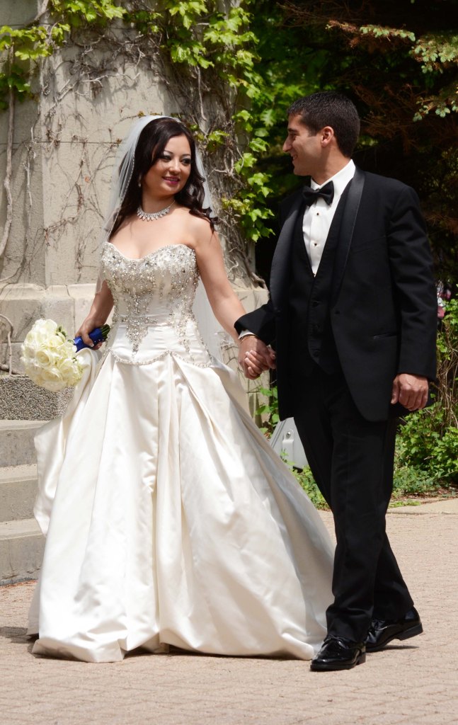Wedding photographers London Ontario. Columbia Photos is wedding photography based in London Ontario. Owner and pro photographer is Phil Vanderpost.