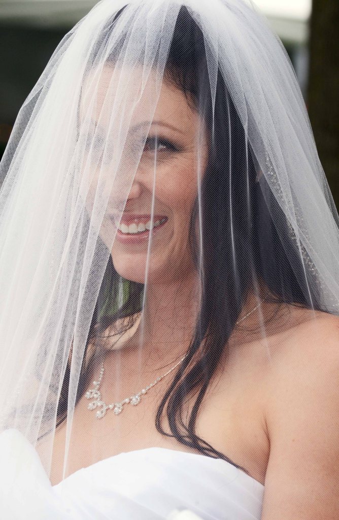 Wedding photographers London Ontario. Columbia Photos is wedding photography based in London Ontario. Owner and pro photographer is Phil Vanderpost.