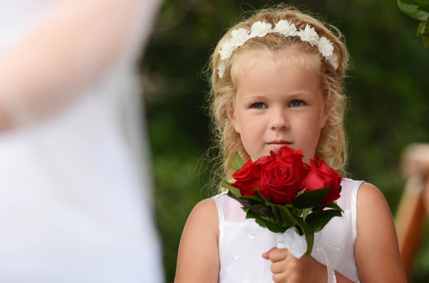 Wedding photographers London Ontario. Columbia Photos is wedding photography based in London Ontario. Owner and pro photographer is Phil Vanderpost.