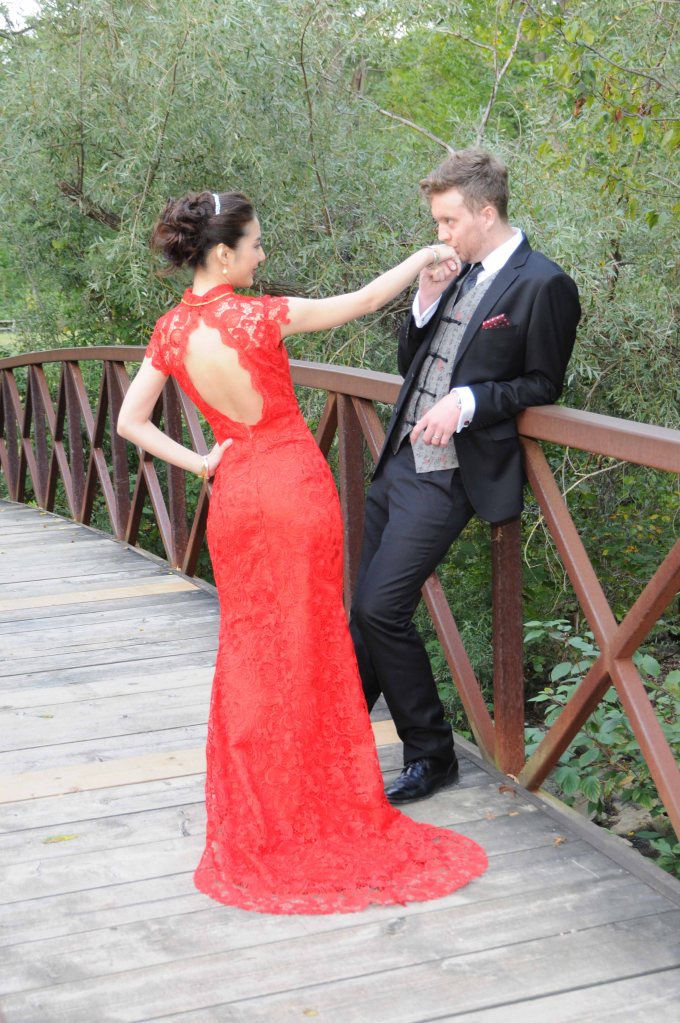 Wedding photographers London Ontario. Columbia Photos is wedding photography based in London Ontario. Owner and pro photographer is Phil Vanderpost.