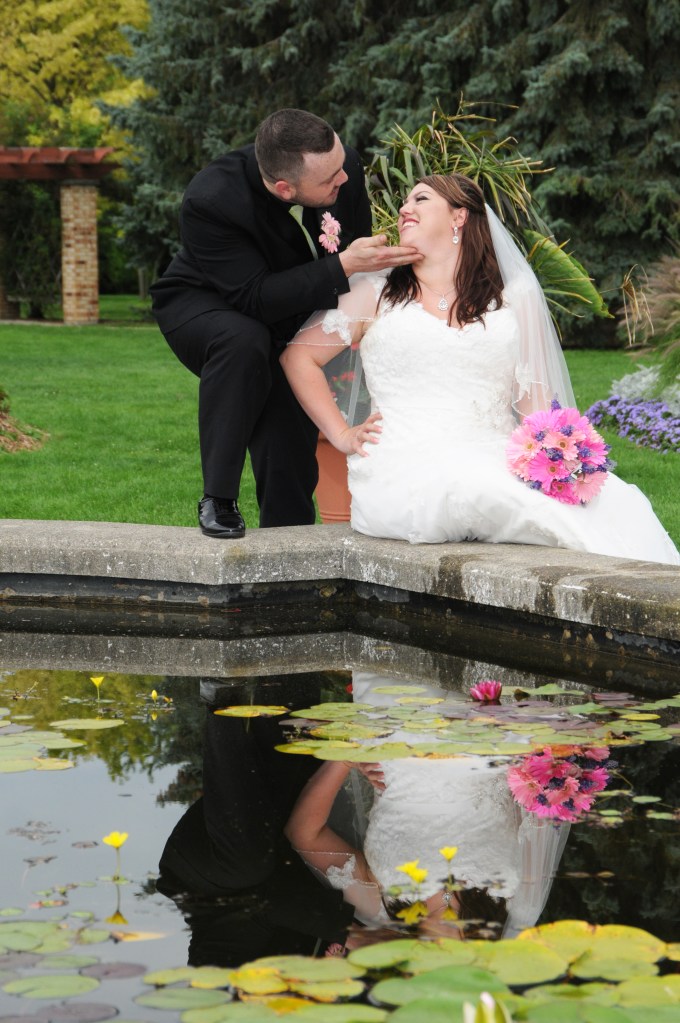 Wedding photographers London Ontario. Columbia Photos is wedding photography based in London Ontario. Owner and pro photographer is Phil Vanderpost.