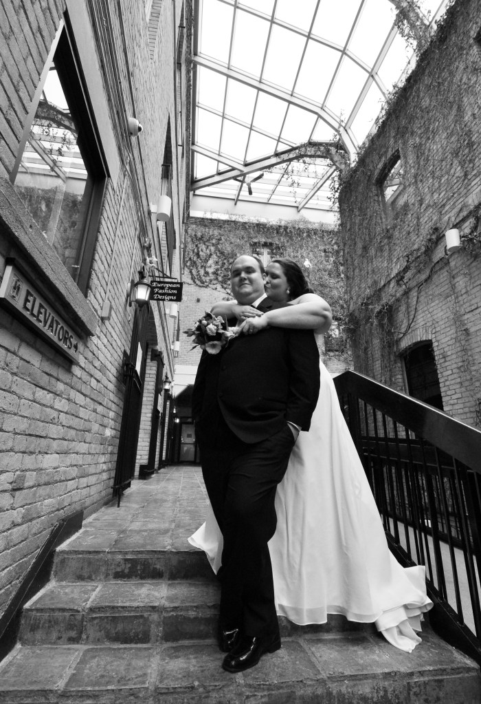 Wedding photographers London Ontario. Columbia Photos is wedding photography based in London Ontario. Owner and pro photographer is Phil Vanderpost.