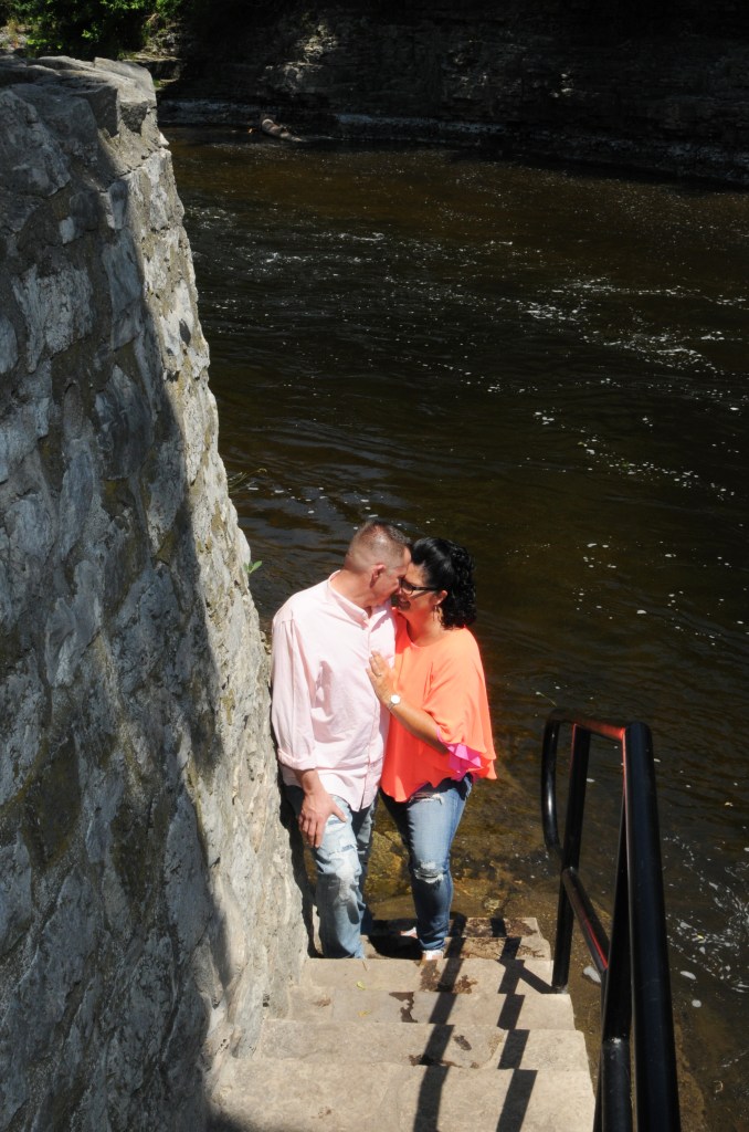 Wedding photographers London Ontario. Columbia Photos is wedding photography based in London Ontario. Owner and pro photographer is Phil Vanderpost.