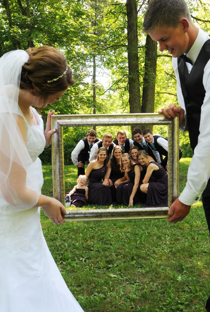 Wedding photographers London Ontario. Columbia Photos is wedding photography based in London Ontario. Owner and pro photographer is Phil Vanderpost.