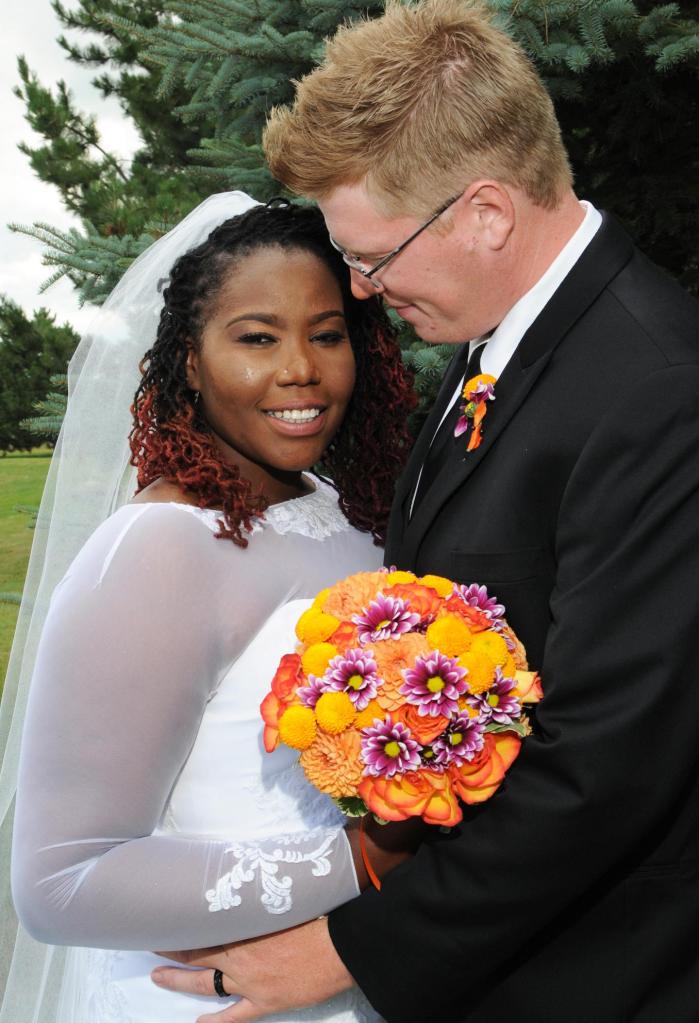 Wedding photographers London Ontario. Columbia Photos is wedding photography based in London Ontario. Owner and pro photographer is Phil Vanderpost.
