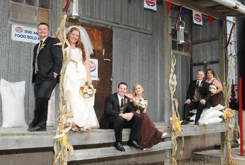 Wedding photographers London Ontario. Columbia Photos is wedding photography based in London Ontario. Owner and pro photographer is Phil Vanderpost.