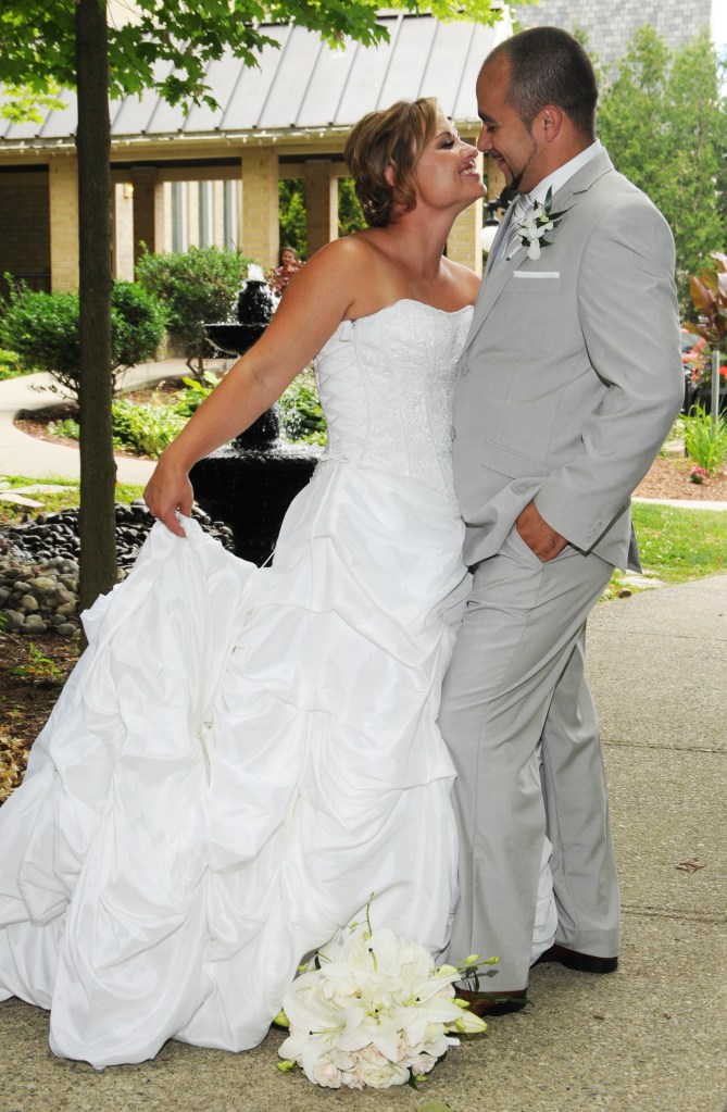 Wedding photographers London Ontario. Columbia Photos is wedding photography based in London Ontario. Owner and pro photographer is Phil Vanderpost.
