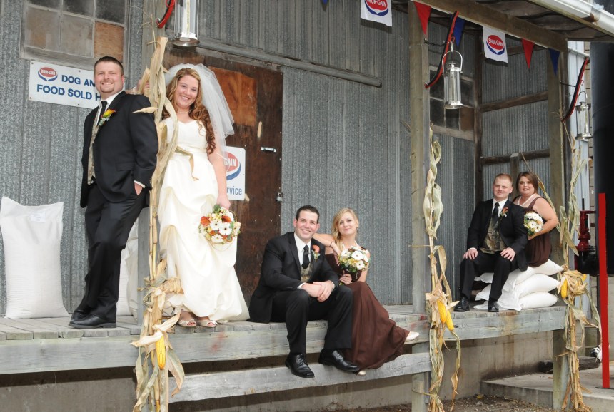 Wedding photographers London Ontario. Columbia Photos is wedding photography based in London Ontario. Owner and pro photographer is Phil Vanderpost.