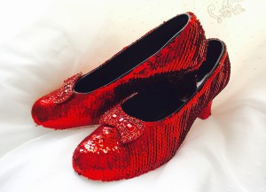 Columbia Photos is wedding, fashion, real estate, sports and event photography based in London, Ontario. Owner Phil Vanderpost