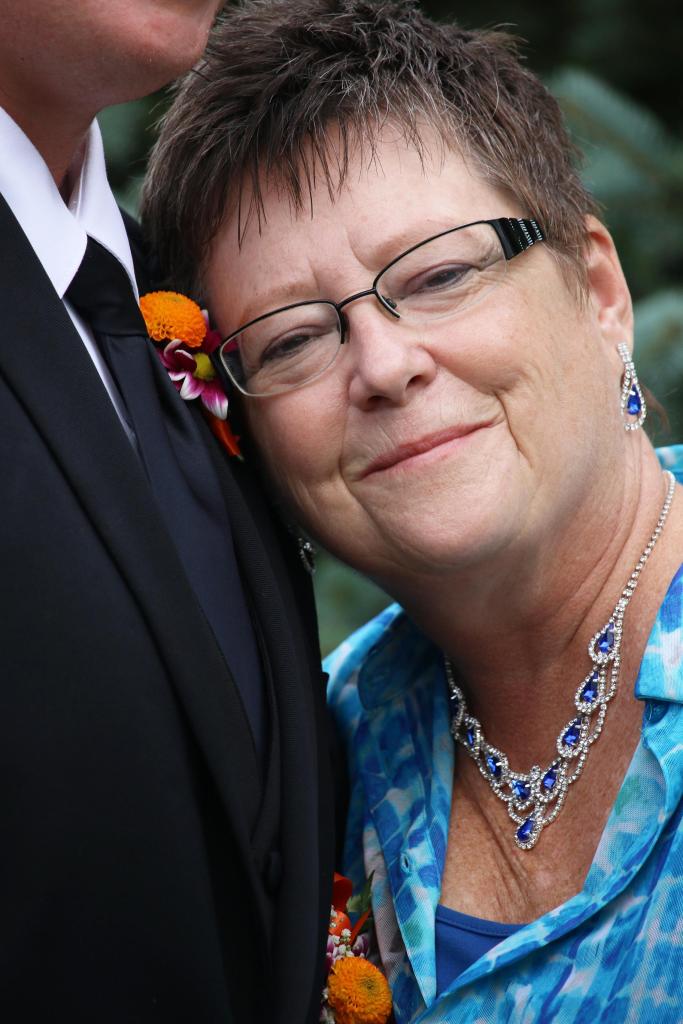 Wedding photographers London Ontario. Columbia Photos is wedding photography based in London Ontario. Owner and pro photographer is Phil Vanderpost.