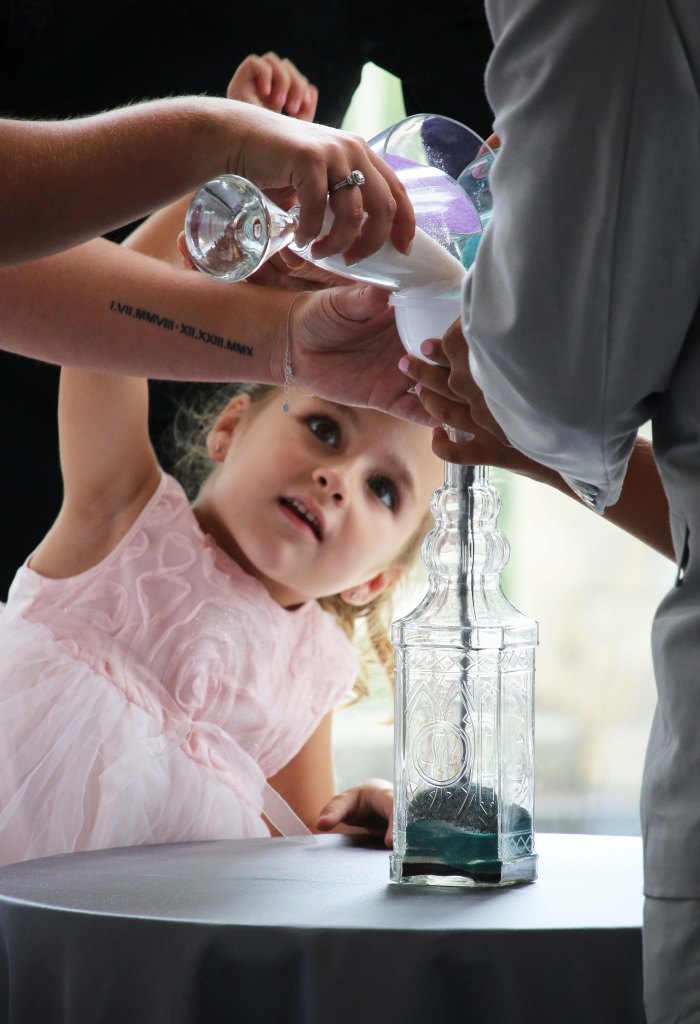 Wedding photographers London Ontario. Columbia Photos is wedding photography based in London Ontario. Owner and pro photographer is Phil Vanderpost.