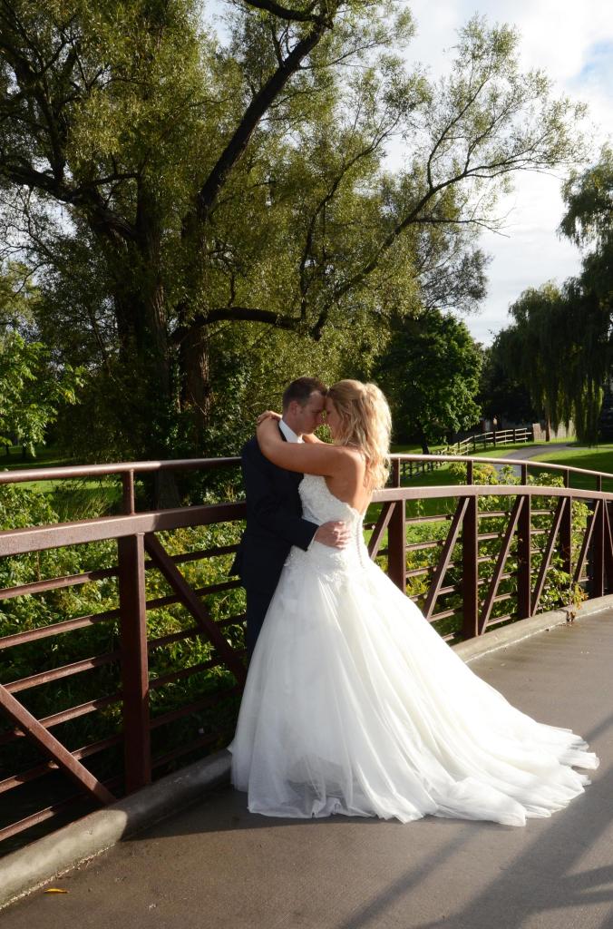 Wedding photographers London Ontario. Columbia Photos is wedding photography based in London Ontario. Owner and pro photographer is Phil Vanderpost.