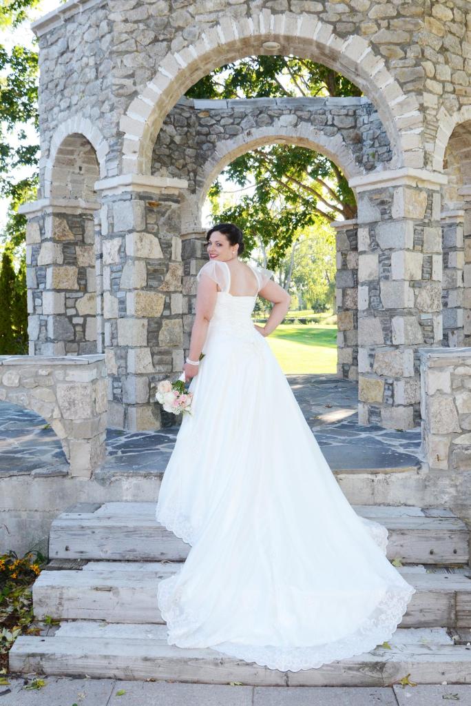 Wedding photographers London Ontario. Columbia Photos is wedding photography based in London Ontario. Owner and pro photographer is Phil Vanderpost.