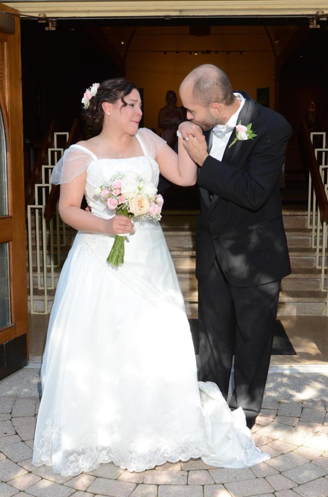 Wedding photographers London Ontario. Columbia Photos is wedding photography based in London Ontario. Owner and pro photographer is Phil Vanderpost.