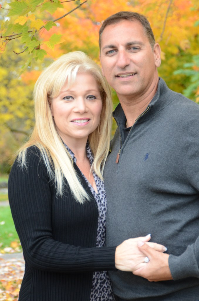 Wedding photographers London Ontario. Columbia Photos is wedding photography based in London Ontario. Owner and pro photographer is Phil Vanderpost.