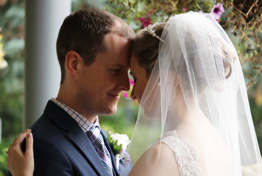 Wedding photographers London Ontario. Columbia Photos is wedding photography based in London Ontario. Owner and pro photographer is Phil Vanderpost.