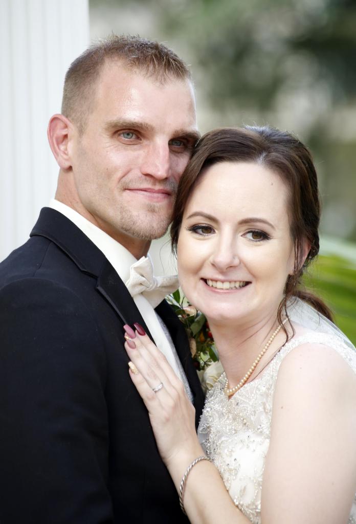 Wedding photographers London Ontario. Columbia Photos is wedding photography based in London Ontario. Owner and pro photographer is Phil Vanderpost.