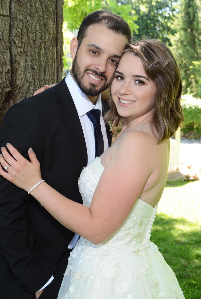 London Ontario Wedding Photographers. Wedding photographers London Ontario. Columbia Photos is wedding photography based in London Ontario. Owner and pro photographer is Phil Vanderpost.
