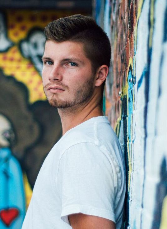 Wedding photographers London Ontario. Columbia Photos is wedding photography based in London Ontario. Owner and pro photographer is Phil Vanderpost.