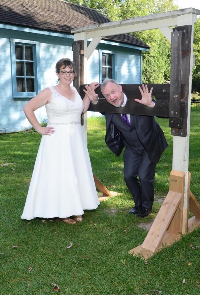 Wedding photographers London Ontario. Great country wedding photos by Columbia Photos.